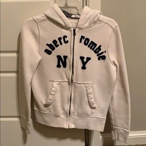 Warm abercrombie zip up jacket